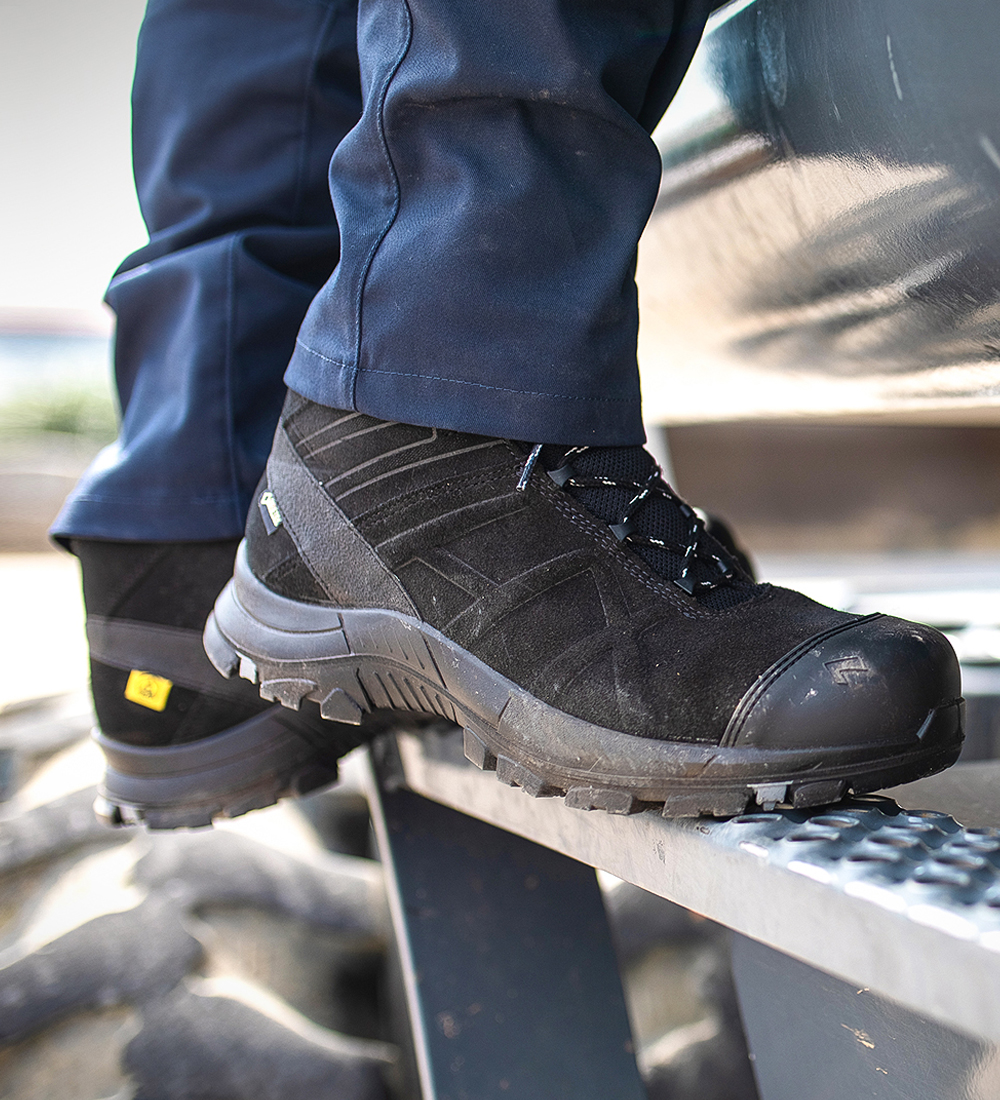 610022 HAIX Black Eagle Safety 53 mid 1000x1100